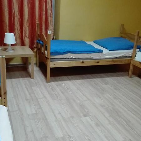 Honey Hostel Krasków Eksteriør bilde