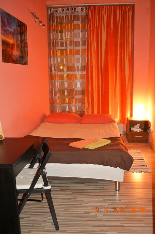 Honey Hostel Krasków Eksteriør bilde
