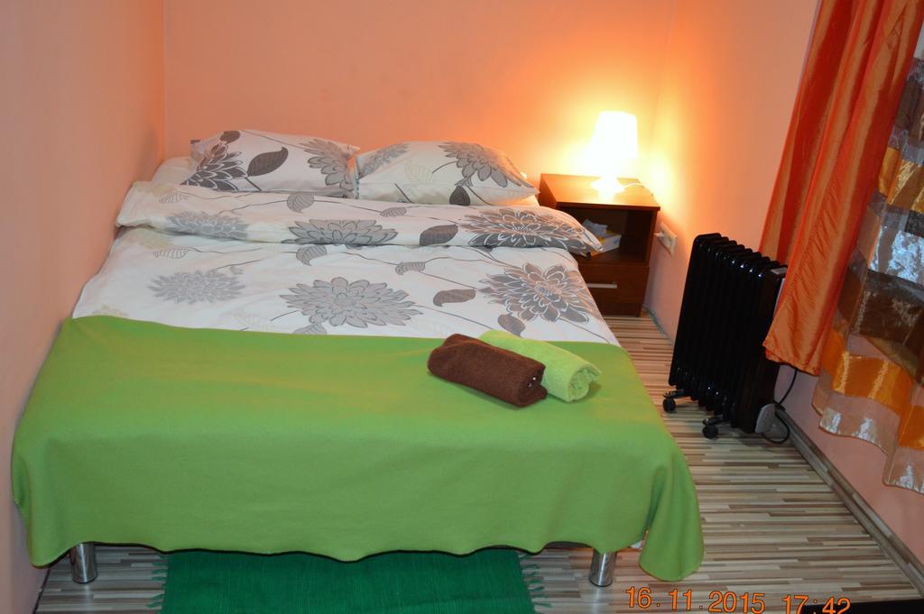 Honey Hostel Krasków Eksteriør bilde