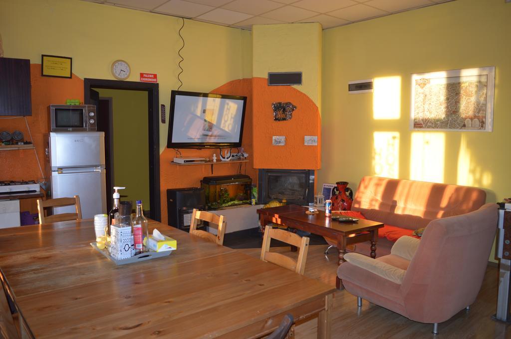 Honey Hostel Krasków Eksteriør bilde