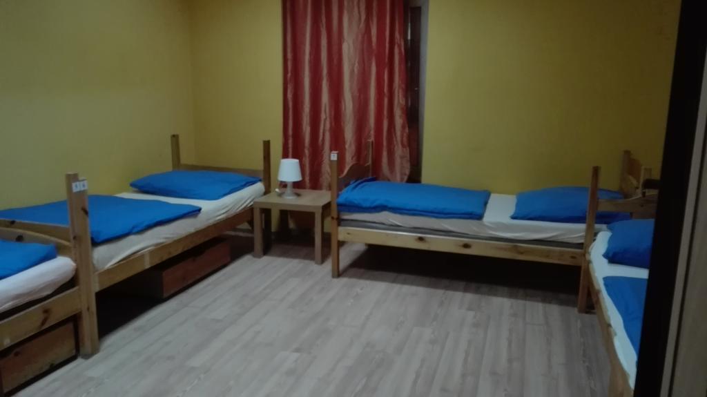 Honey Hostel Krasków Eksteriør bilde