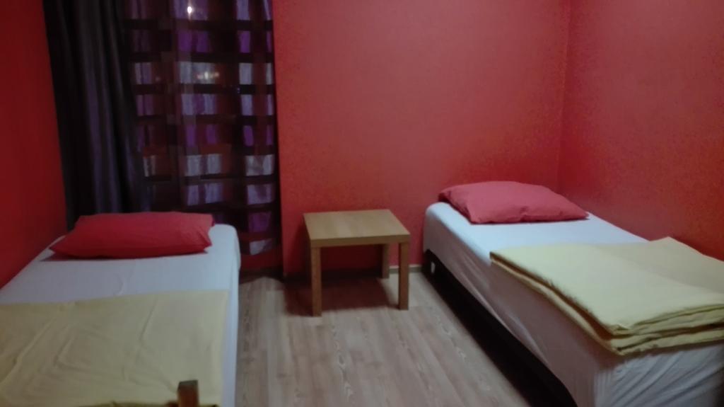 Honey Hostel Krasków Eksteriør bilde